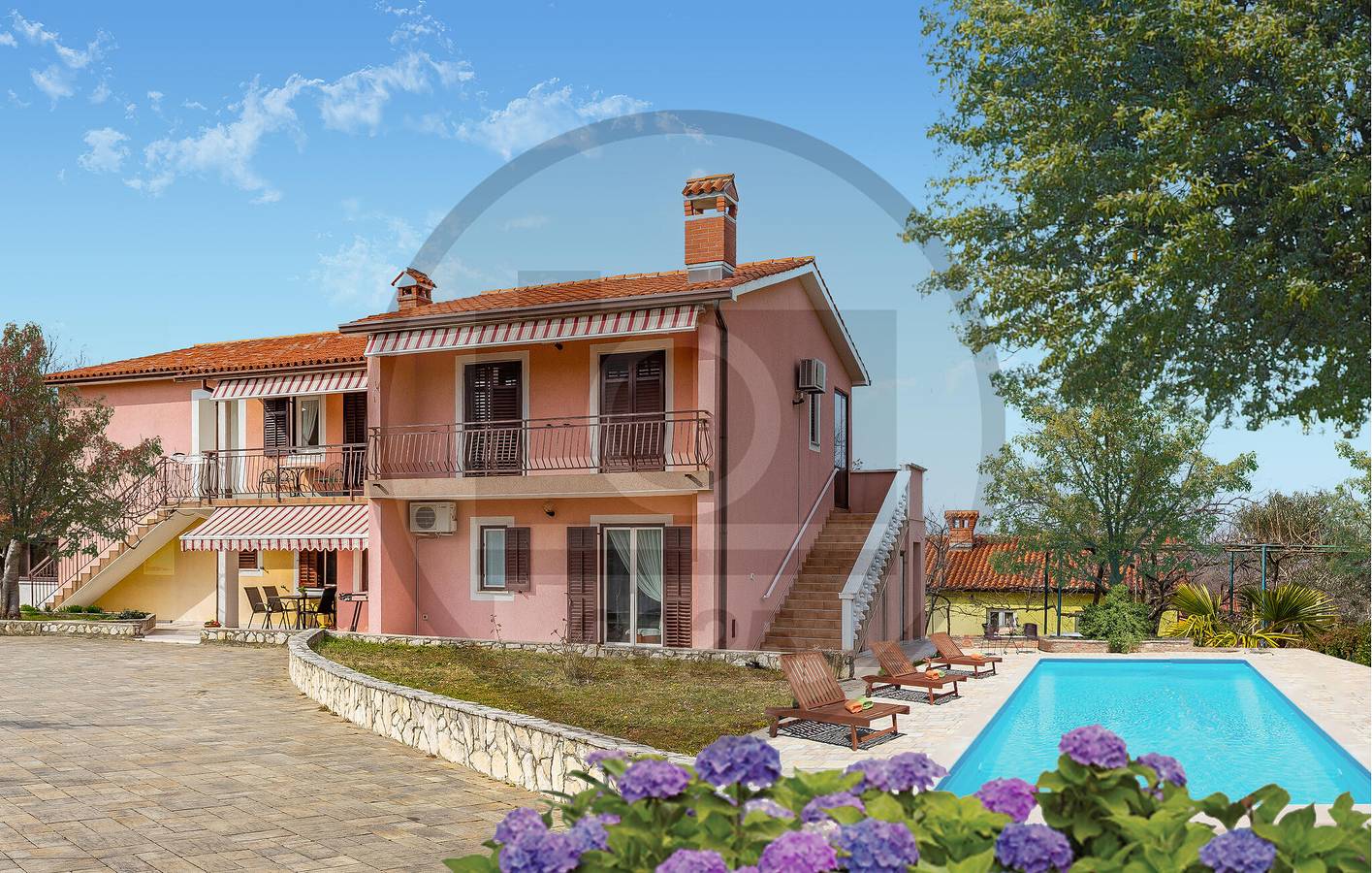 Entire vacation apartment, Vacation apartment for 5 people with terrace in Croatian Adriatic