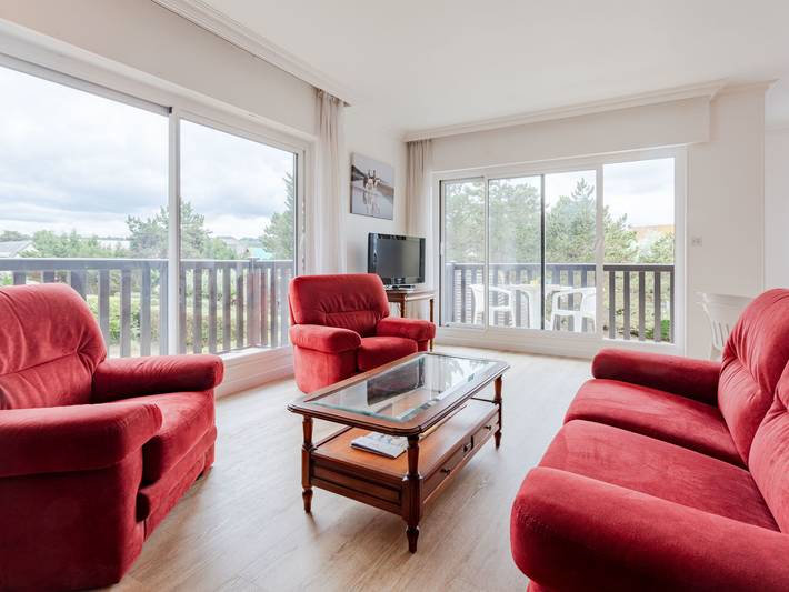 Gîte pour 4 personnes, avec balcon dans Plage De Tourgeville - 2
