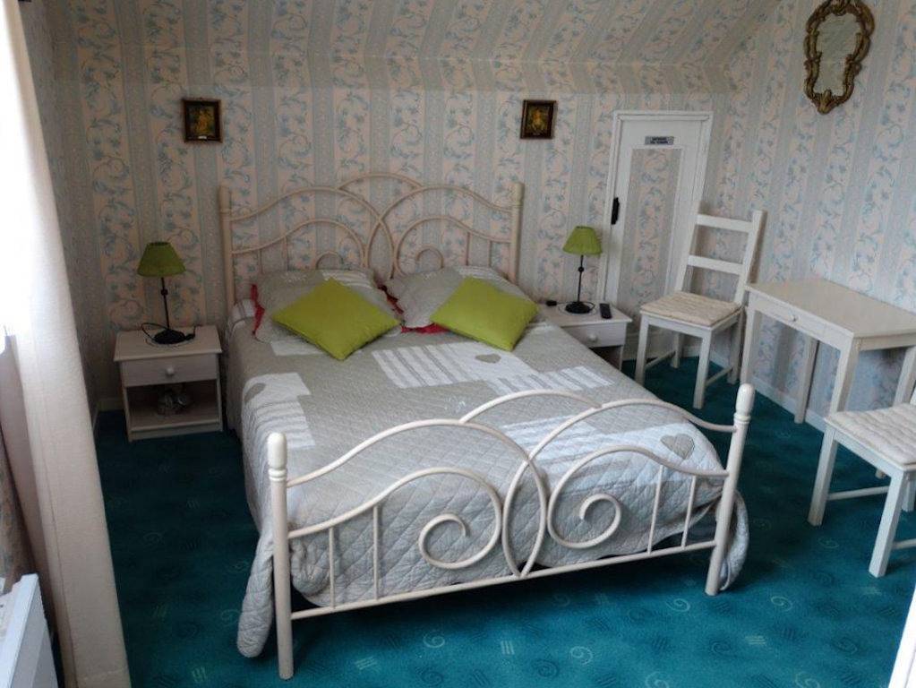La Bessine - Grande chambre in Ponts sur Seulles, Région de Bayeux
