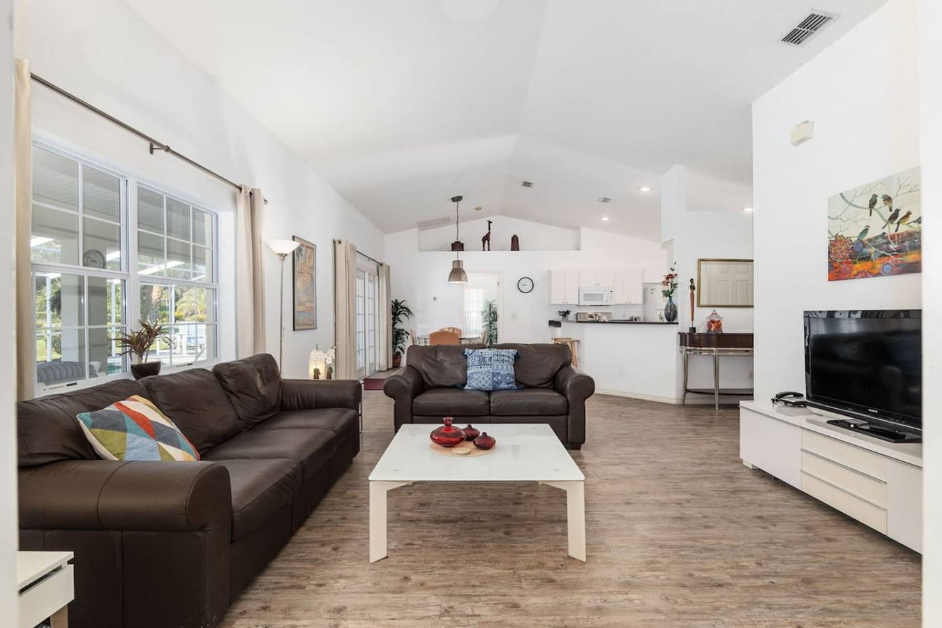 Villa Prins: Two Spacious Primary Bedrooms With Ensuites in Comté de Citrus