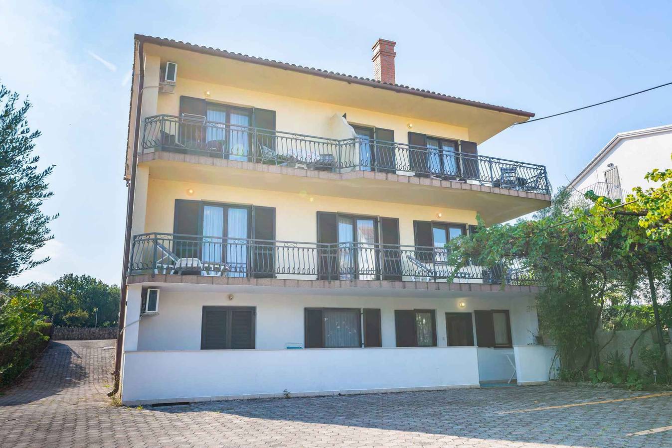 Ganze Ferienwohnung, Ferienwohnung mit Garten und Grill  in Milcetici, Krk