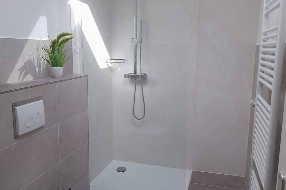 Appartement entier, Ferienwohnung am Waldrand und Trotzdem Zentral in Bad Arolsen, Waldecker Land