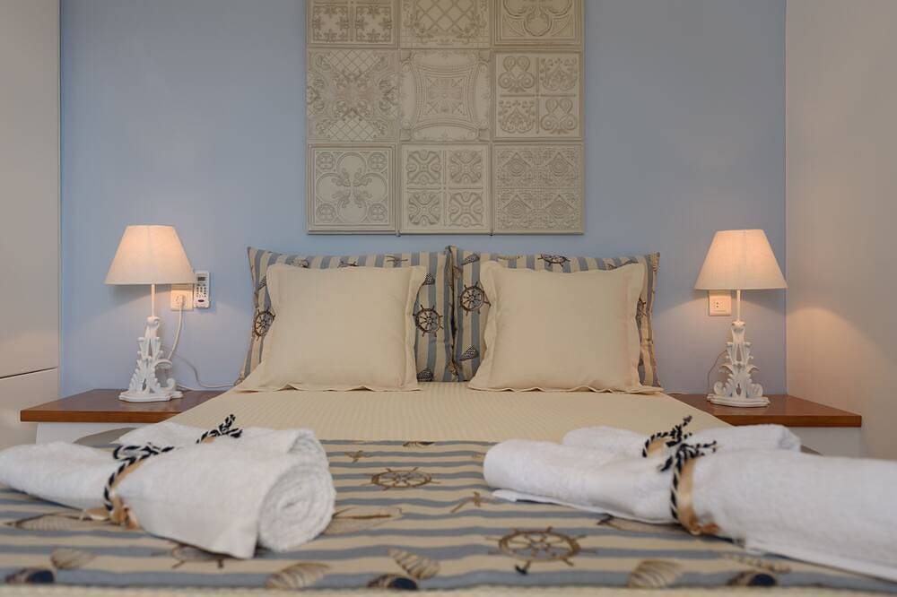 Luxus-Design-Haus in Kreta in der Nähe des Strandes in Kalamaki (Kreta), Iraklio-Heraklion und Umgebung