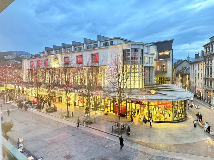 Gîte pour 2 personnes, avec vue dans Office De Tourisme De Chambery - 4