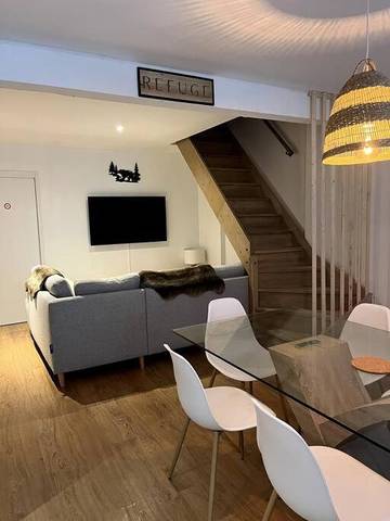 Gîte pour 10 personnes, adapté aux familles à L'Hospitalet-près-l'Andorre