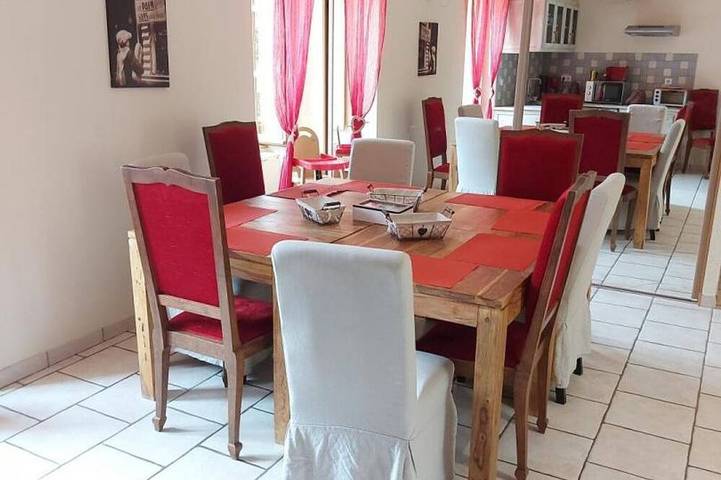 Gîte pour 6 personnes, avec Balcon dans Office De Tourisme De Buisson De Cadouin