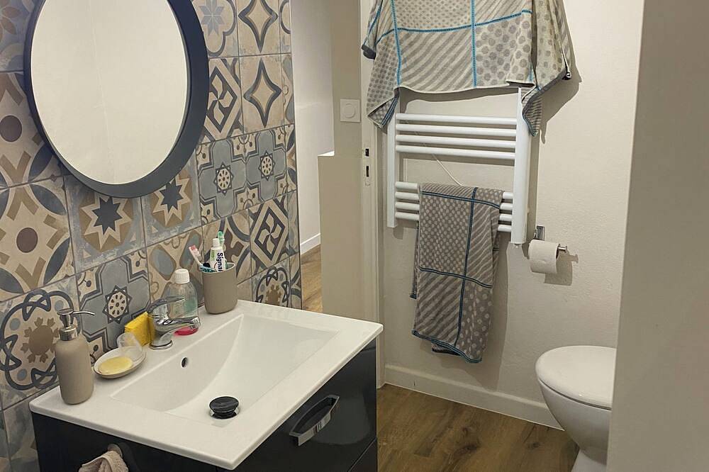 Ganze Wohnung, Charming, friendly apartment with all amenities in Caromb, Parc naturel régional du Mont-Ventoux