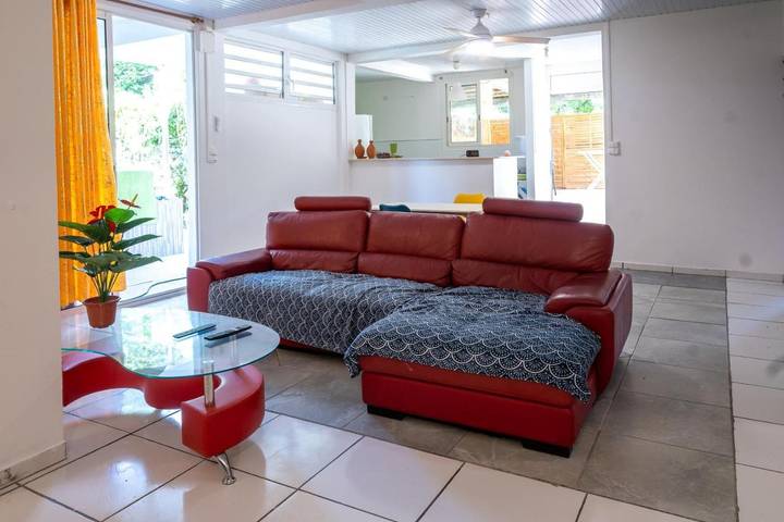 Appartement de vacances pour 4 personnes, avec terrasse et piscine