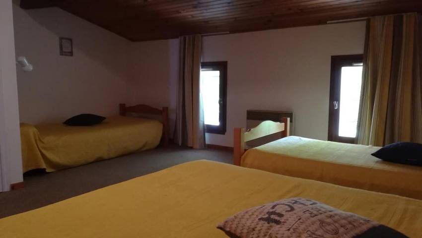 Gîte pour 8 personnes, avec terrasse à Semussac - 4