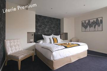 Hôtel pour 2 personnes, avec balcon à Montceau-les-Mines