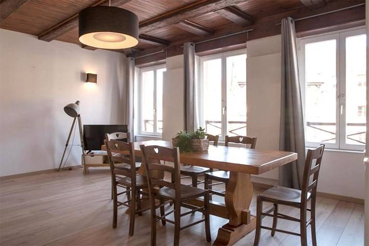 Casa de férias para 10 pessoas, com terraço em Colmar