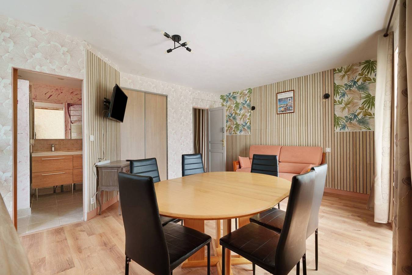 Maison de vacances « Gîte Logis des Douves » avec terrasse privée et Wi-Fi in Tiffauges, Vallée de la Loire