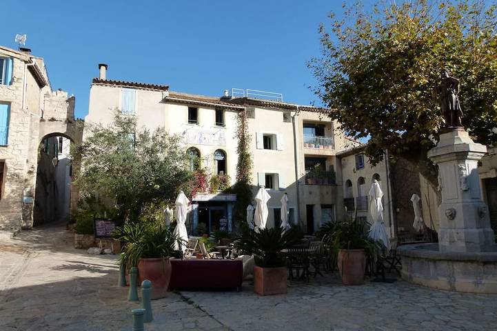 Apartamento entero, Piso / apartamento - Cazouls-les-Béziers in Cazouls-lès-Béziers, Costa mediterránea (Francia)