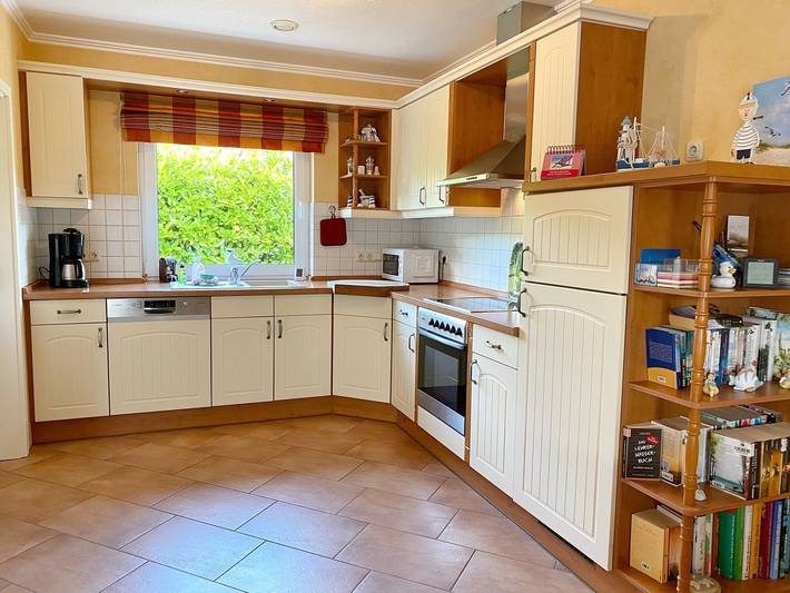 Ferienhaus für 4 Personen, mit Sauna und Ausblick sowie Garten in Sassnitz - 3