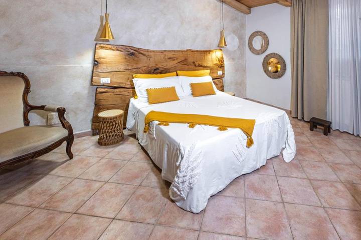 Casa vacanza per 3 persone, con Idromassaggio e Terrazza nonché Giardino e Sauna a Valentano