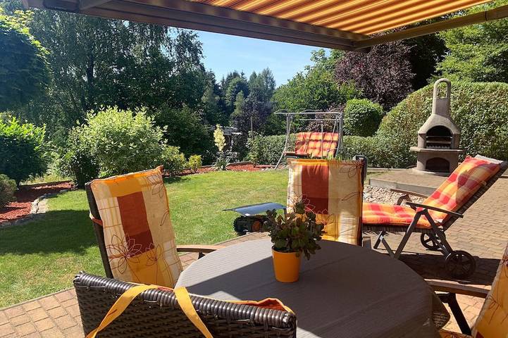 Ferienwohnung für 3 Personen, mit Terrasse und Garten in Goldlauter - Heidersbach