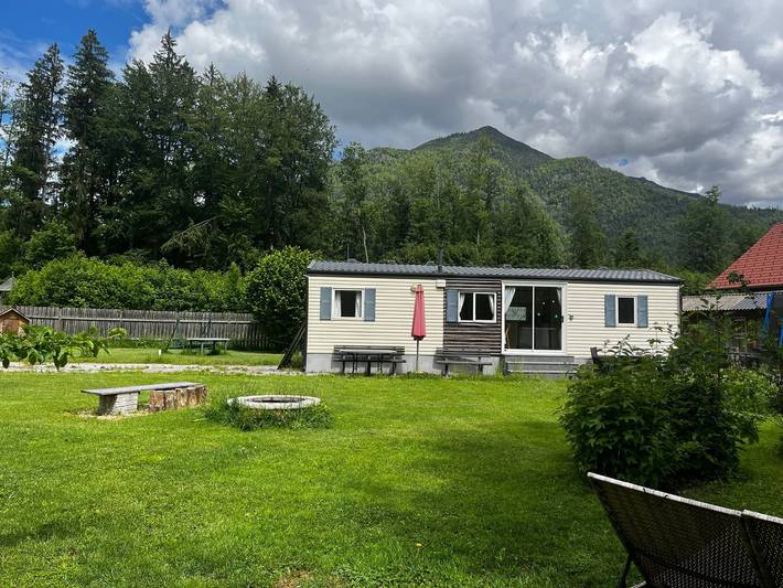 'Ferien Tiny Haus Am Waldrand' mit Bergblick, Garten und WLAN in Bad Ischl, Bezirk Gmunden