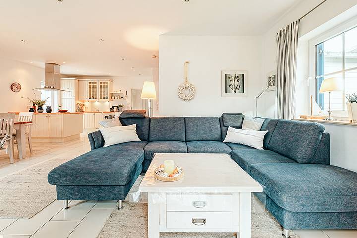 Ferienhaus für 4 Personen, mit Terrasse und Garten sowie Ausblick in Breege - 2