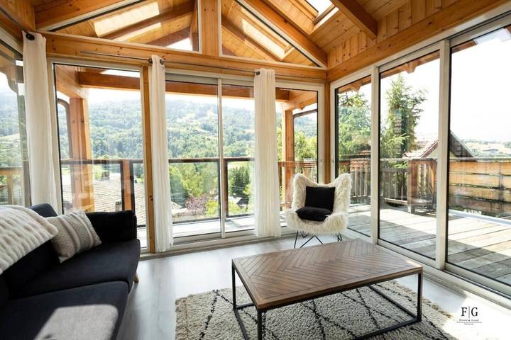 Appartement de vacances pour 4 personnes, avec jardin