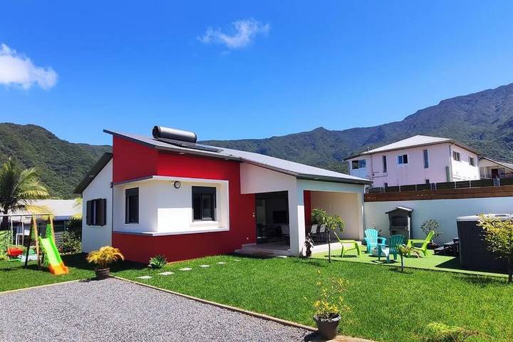 Maison de vacances pour 6 personnes, avec jacuzzi ainsi que terrasse et jardin