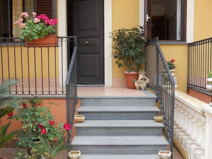 Gîte pour 6 personnes, avec terrasse à Acireale - 4