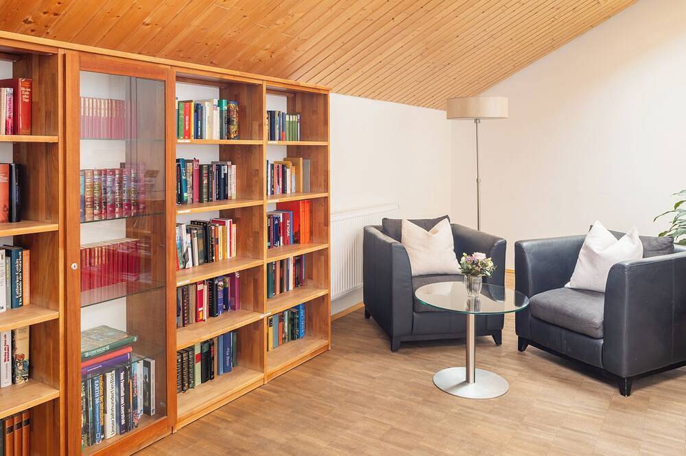 Ganze Wohnung, Ferienwohnung, 47 qm mit 1 Schlafraum für max. 4 Personen in Unterkirnach, Mittlerer Schwarzwald