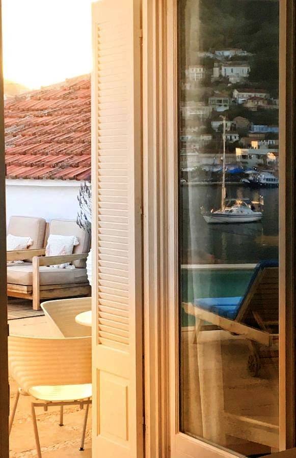 Hôtel pour 3 personnes, avec terrasse, animaux acceptés dans Vathy - 2