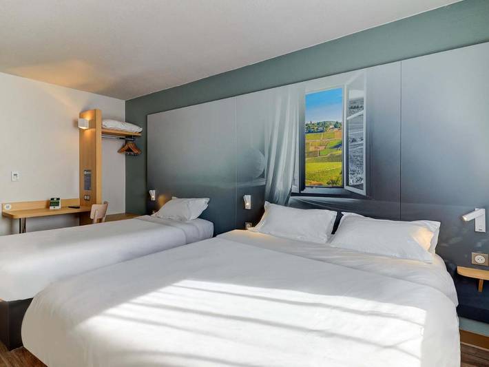 Double Room in Montchanin, Région de Chalon-sur-Saône