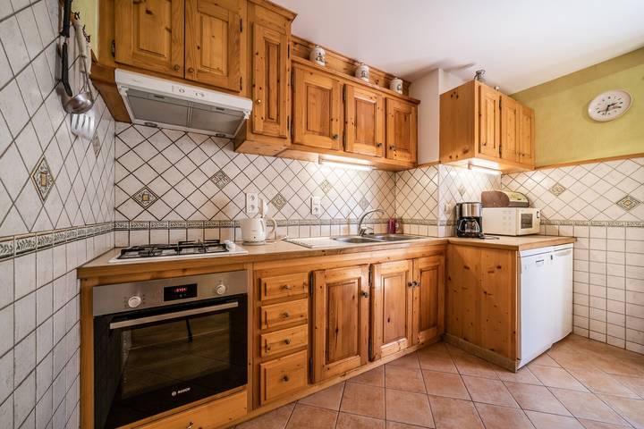 Ganze Wohnung, Ferienwohnung 'Chénives 2 - Morzine' mit Bergblick, Privatem Garten und Wlan in Morzine, Les Portes du Soleil