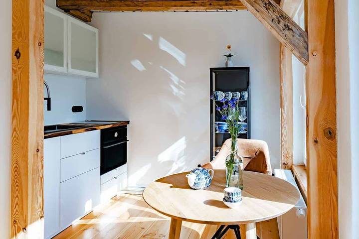 Ganze Wohnung, Ferienwohnung für 2 Personen mit Garten in Schwerin, Schweriner See