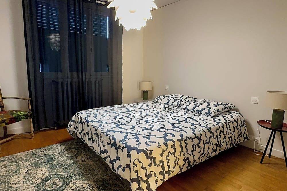 Entire apartment, Esprit Maison Anatole, Experience Cahors as if you were at home! in Cahors, Lot