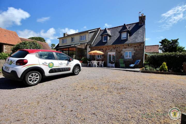 Gîte pour 5 personnes, avec jardin à Lannion - 4
