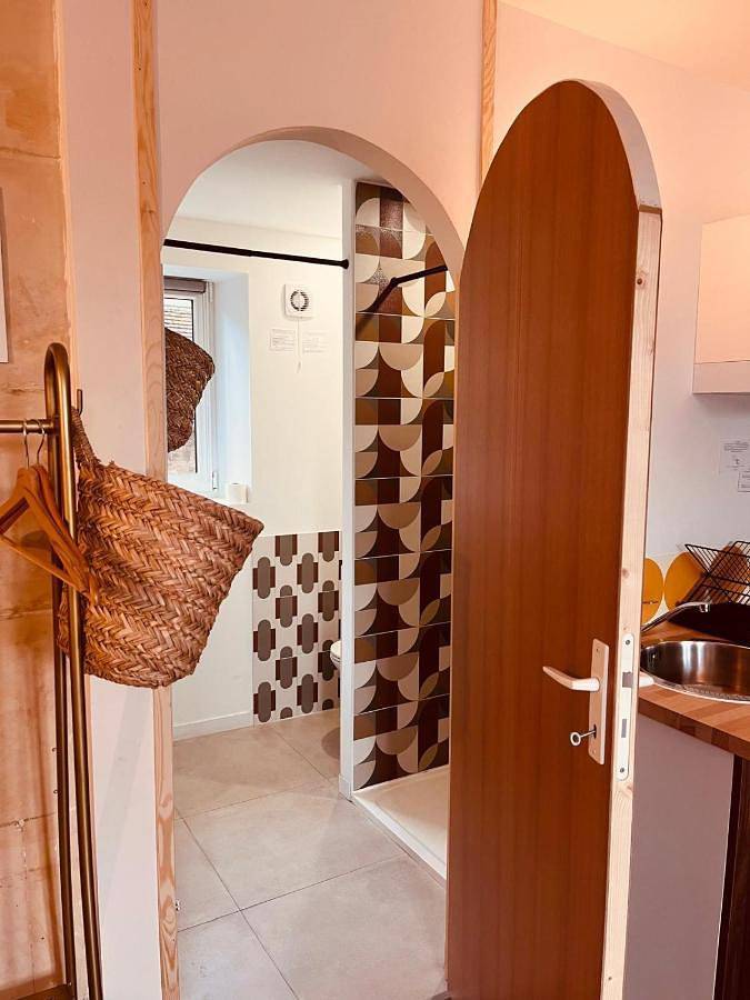 Villa Robs - Appartements tout confort, Tv connectée, Haut débit, Localisation idéale - Courts séjours & Affaires in Caen, Région de Caen