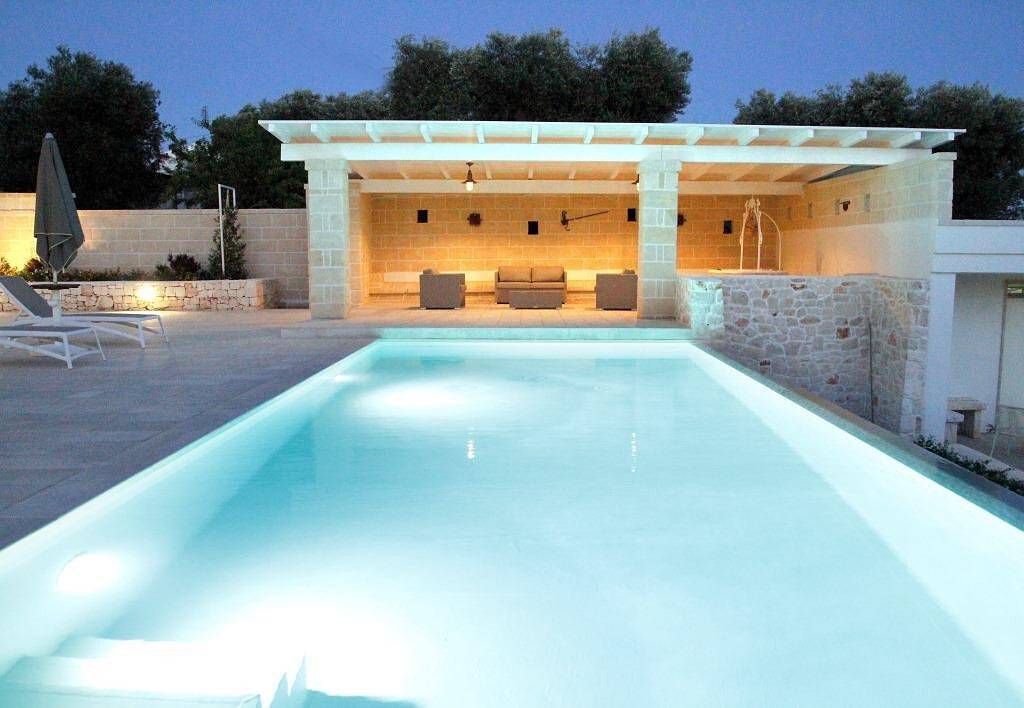 Lussuosa Villa Don Salvatore con Wi-Fi, aria condizionata, piscina e terrazza; in Traghetto, Ostuni