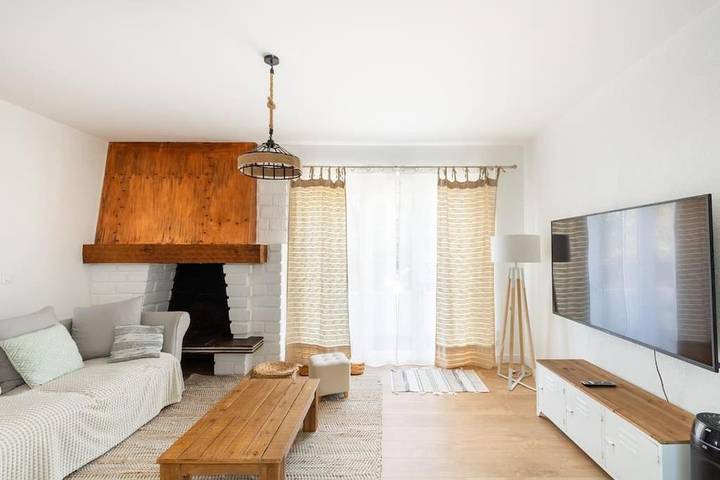 Location de vacances pour 7 personnes, avec jardin à Nancras - 4