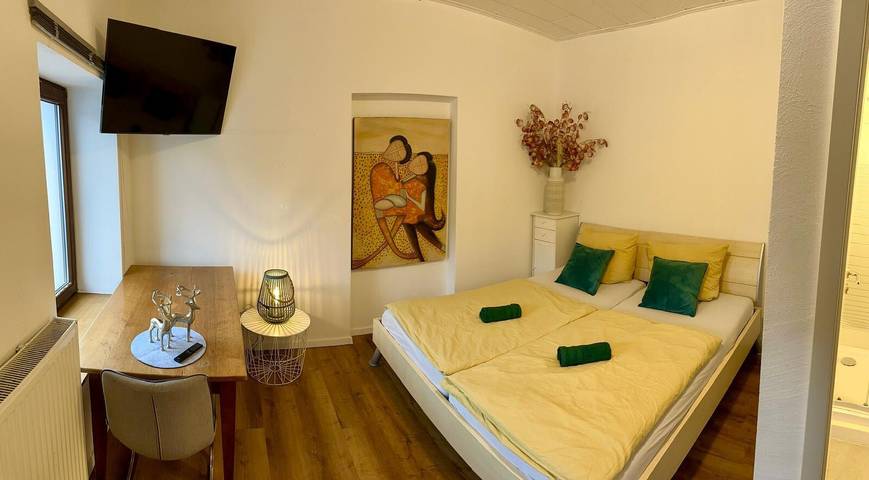 Entire apartment, Apartment '1' with Wi-Fi in Gottmadingen, Hegau