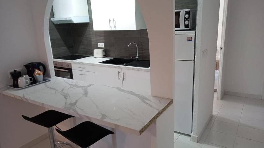 Gîte pour 4 personnes, avec jardin dans Santiago de la Ribera - 4