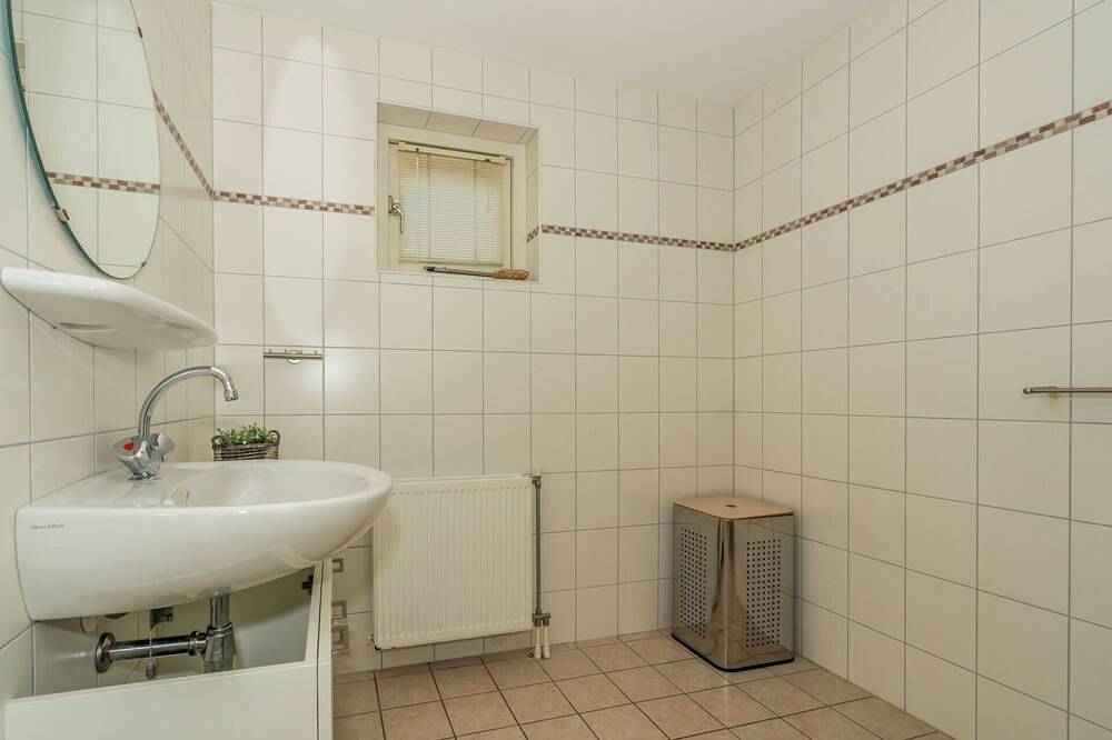 In diesem freistehenden Inselhaus befindet sich das Wohnzimmer im ersten Stock, das Haus hat eine Da in Oude-Tonge, Goeree-Overflakkee