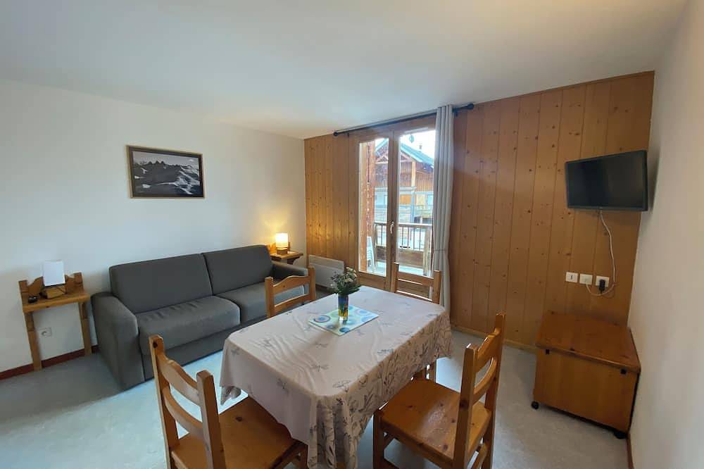 Entire apartment, Travelski home classic - La Fontaine du Roi in Saint-Jean-d'Arves, Saint-Jean-de-Maurienne region