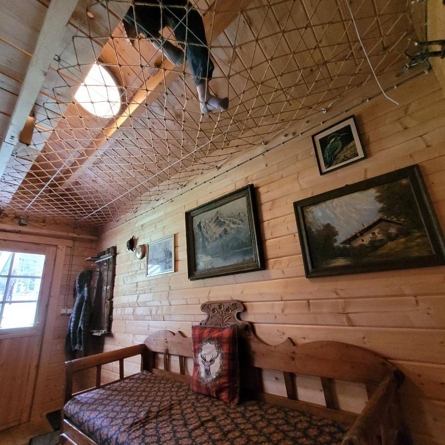Holzhütte allein am Waldrand in Saldenburg, Ostbayern