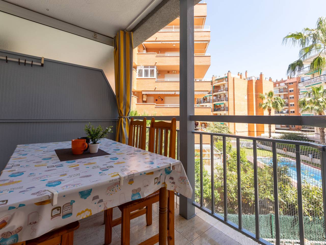 Apartamento entero, Athinea in La Pineda, Platja de la Pineda