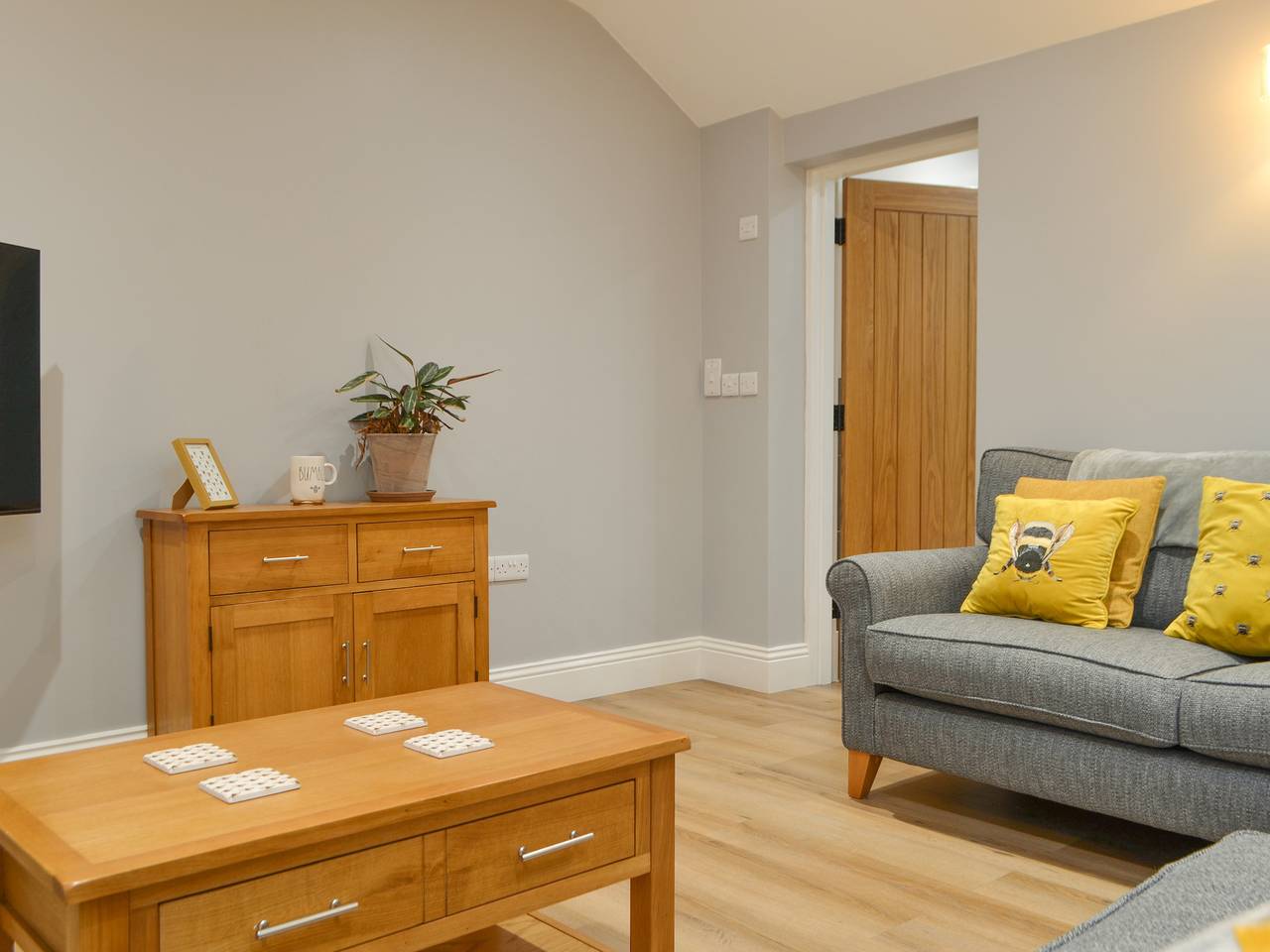 Bumble Cottage in Cockermouth, Lake District