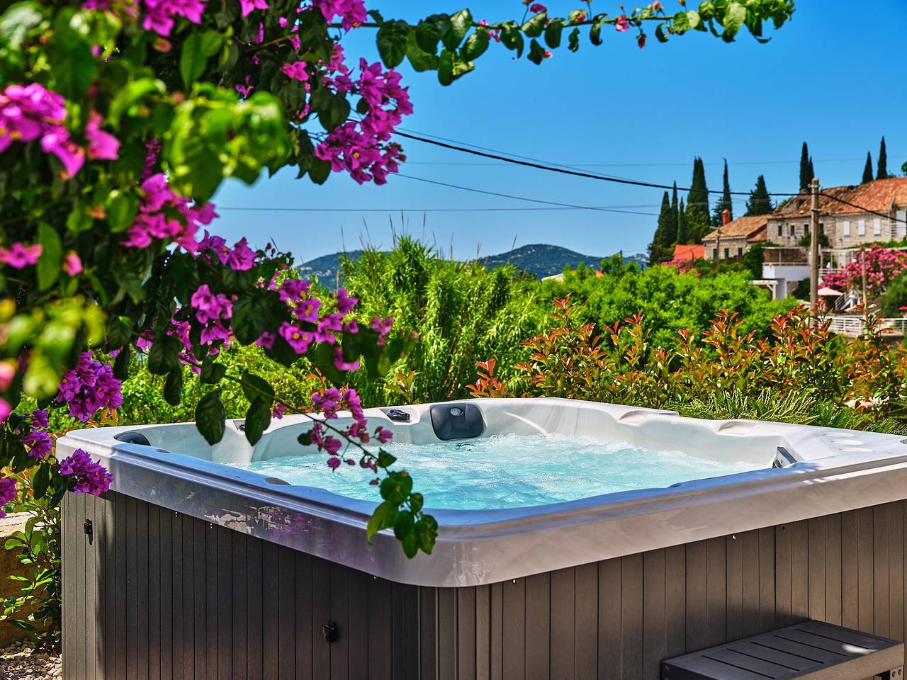 Villa für 9 Personen mit Garten in Orasac, Grad Dubrovnik