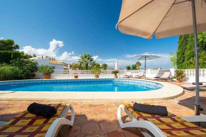 Chalet para 6 personas, con jardín además de piscina y vistas al mar, Se admiten mascotas en Comunidad Valenciana - 4
