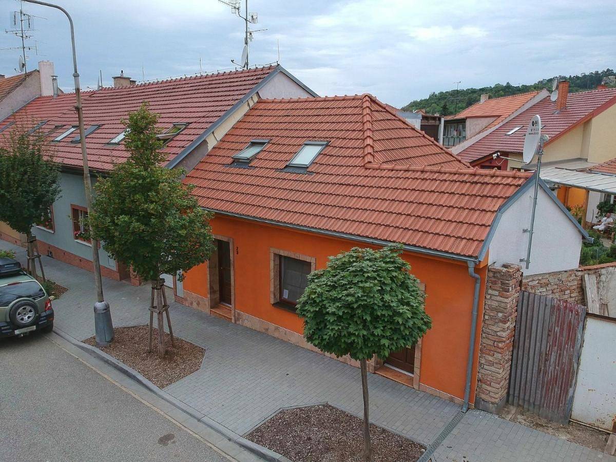 Two-Bedroom House in Mikulov, Zuid-Moravië