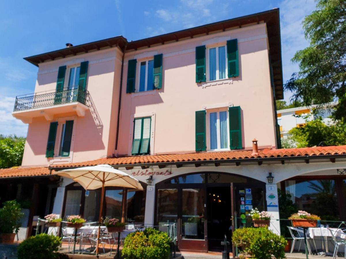 Hotel Ristorante Il Caminetto in Diano Marina, Commune de Diano Marina