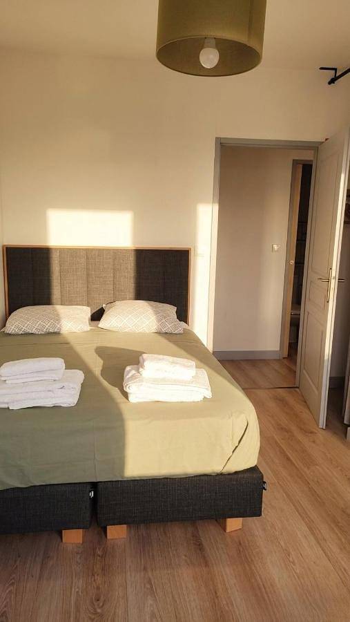 Gîte pour 5 personnes, avec balcon à Chambéry - 4