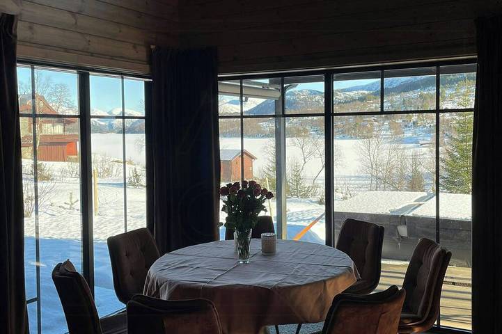 Ferienhaus für 8 Personen, mit Balkon