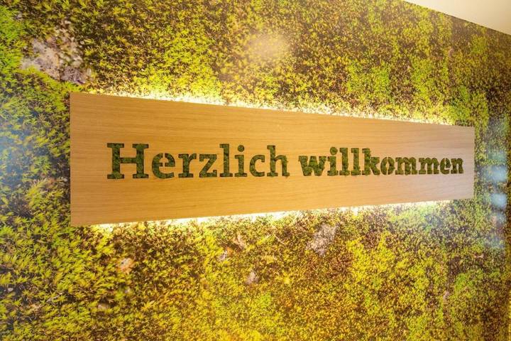 Hotel für 2 Personen, mit Whirlpool und Garten sowie Pool und Sauna in Daun - 4