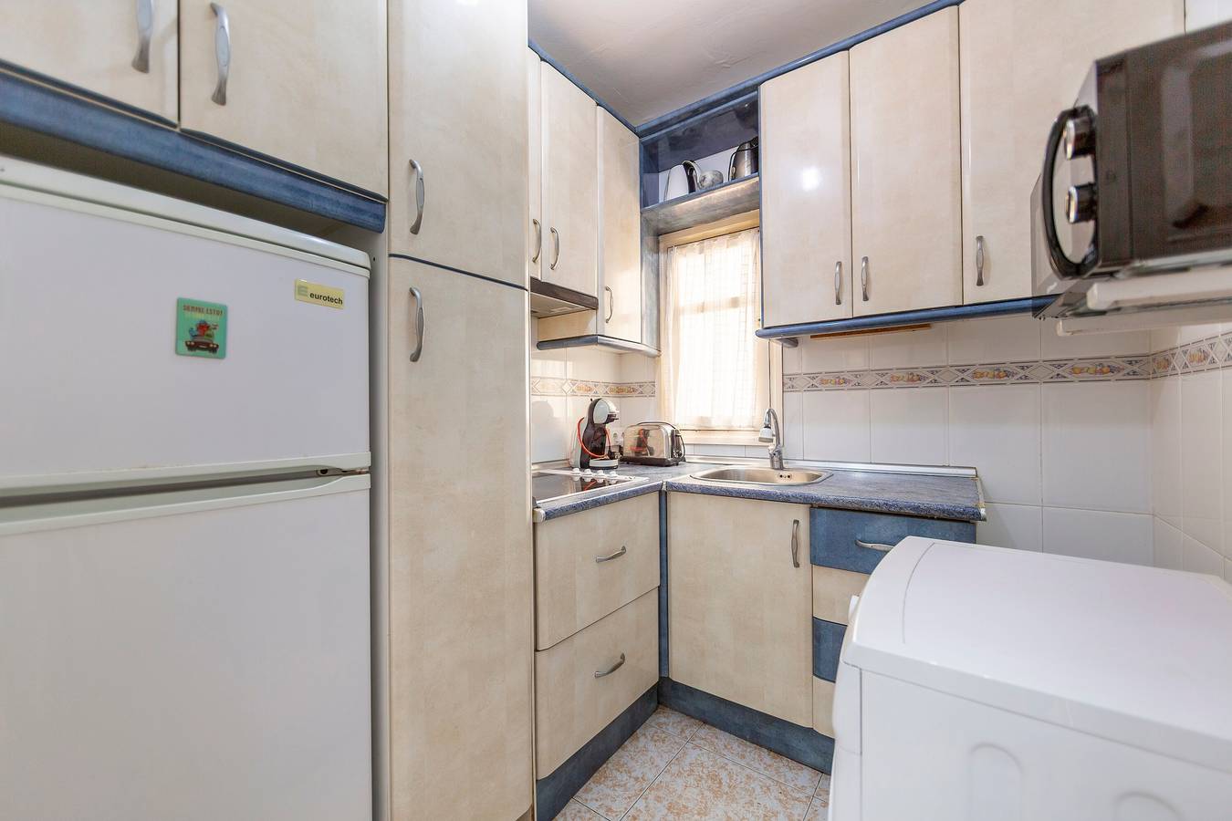 Appartement entier, Appartement 'Zapillomotril' avec climatisation in Almería, Costa de Almería